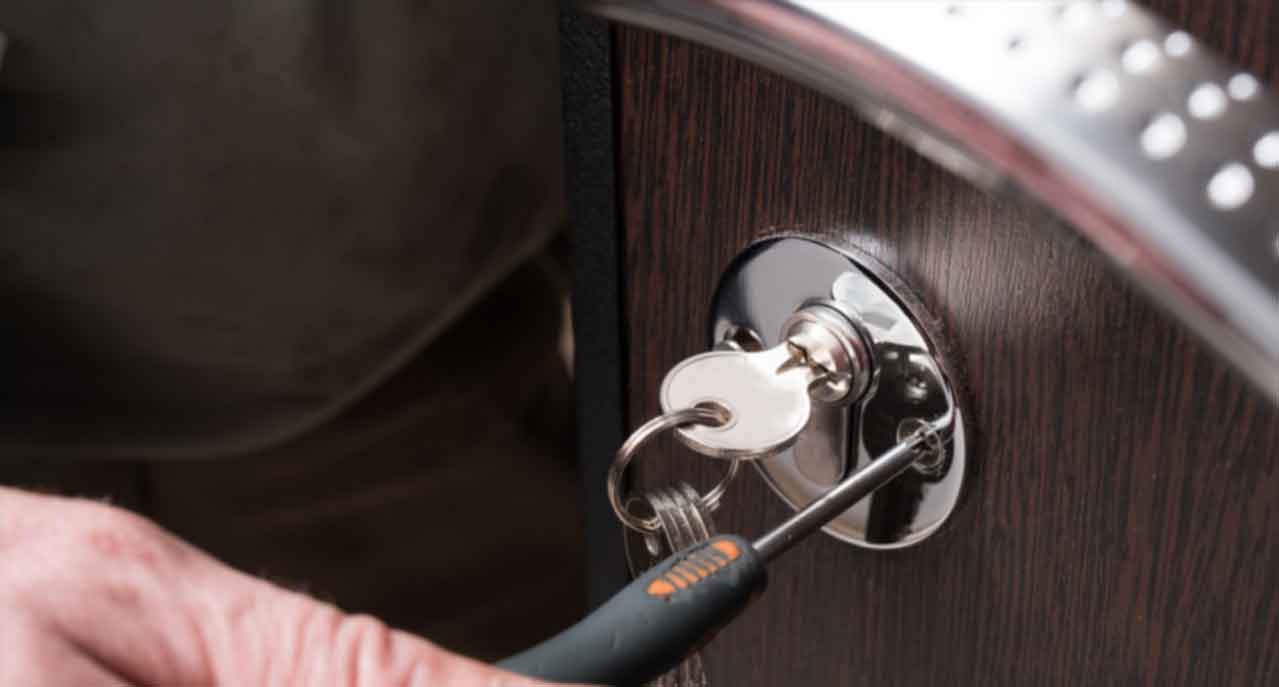 Locksmith Racine